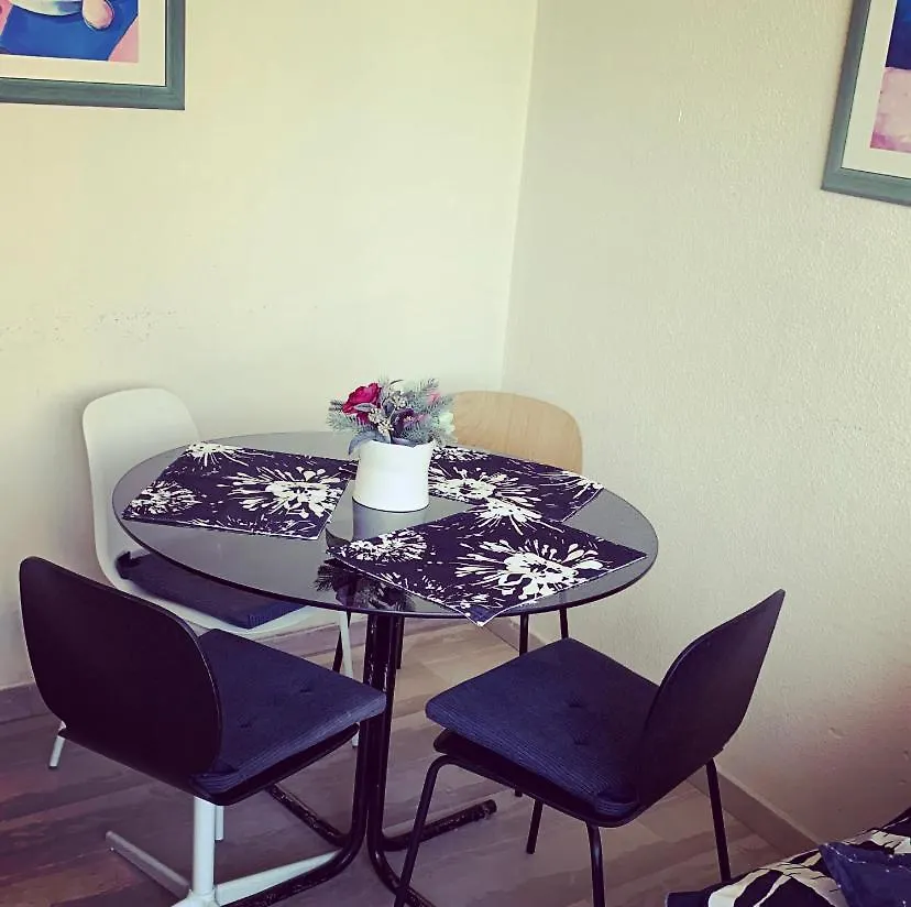 Apartment With Beach Views Fuengirola 0*,