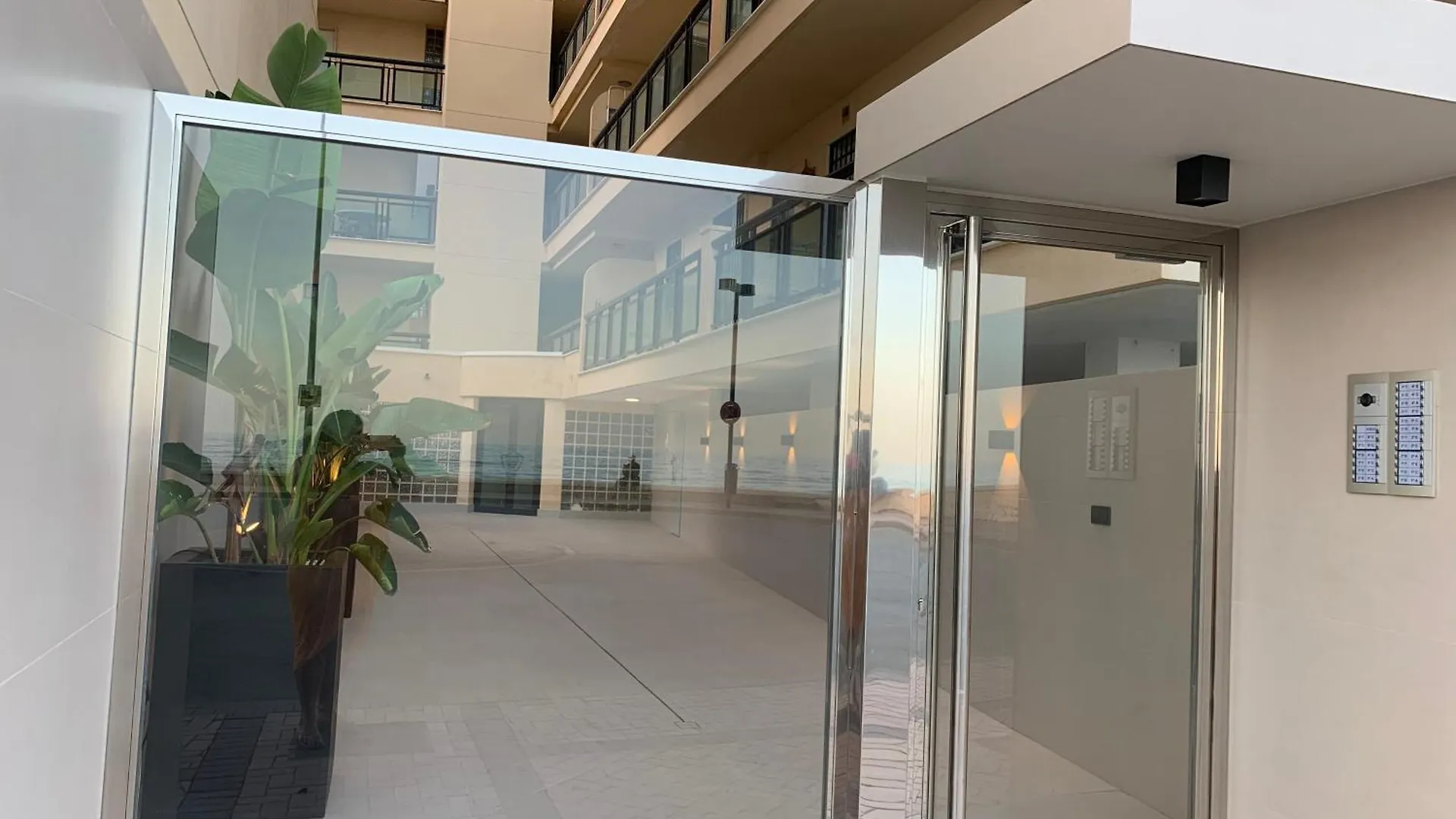 Apartment With Beach Views Fuengirola