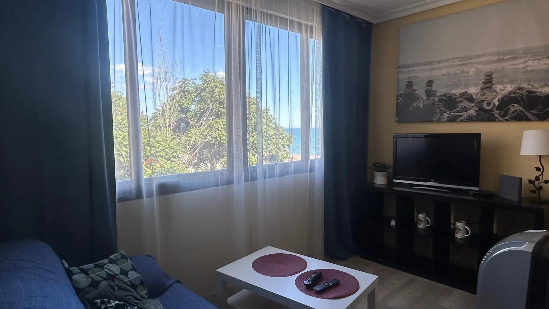 Apartment With Beach Views Fuengirola 0*,  España