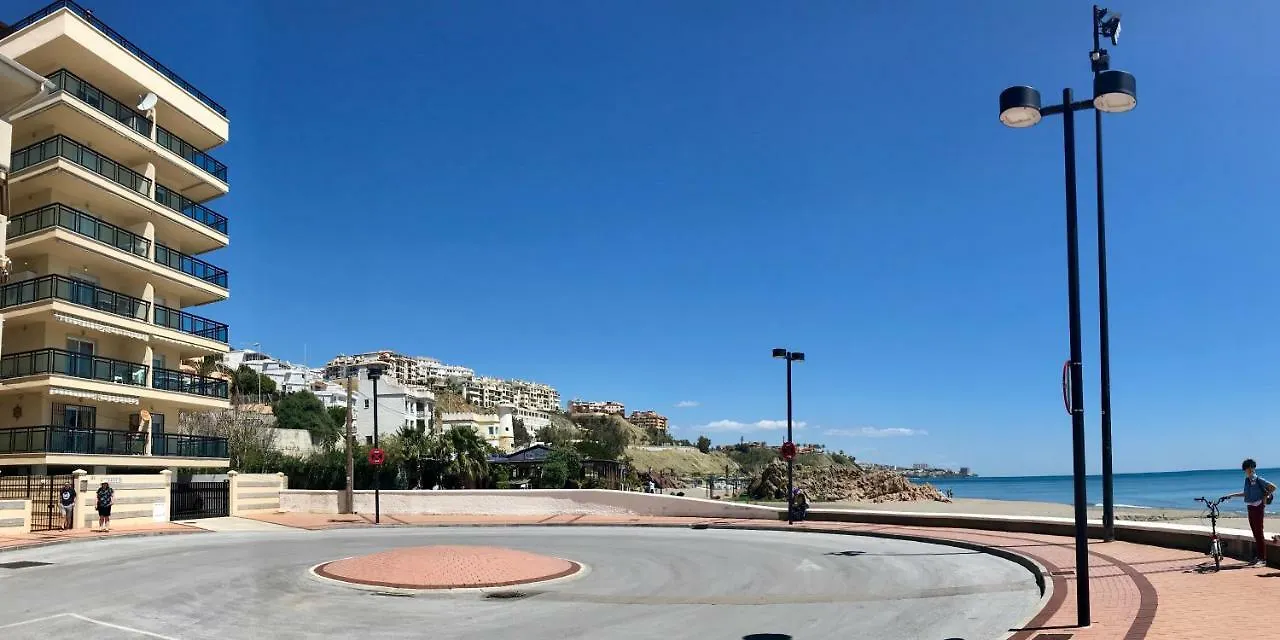 Apartment With Beach Views Fuengirola
